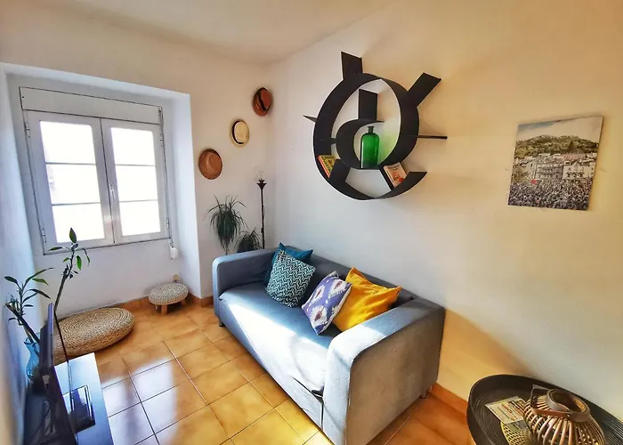 Sintra Central Flat